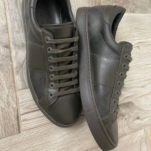 Burberry Ritson Low Top Sneakers